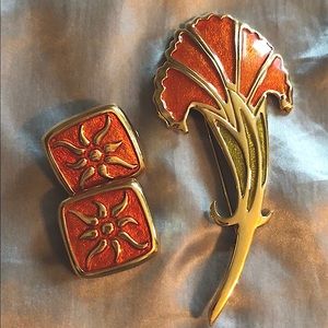 VINTAGE - GIVENCHY GOLD - Brooch and Clip Earrings